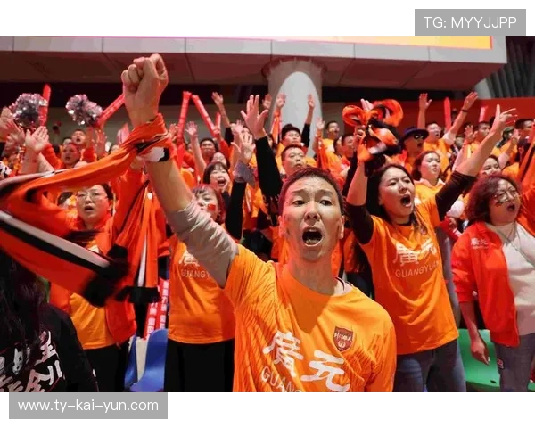 球迷远征军抵达客场，纽卡斯尔联支持者见证球队历史性大胜