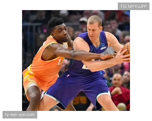 马刺签下中锋梅森·普拉姆利10天合同，文班亚马获内线帮手